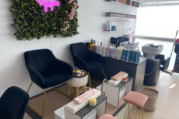 Salon de coiffure et de beauté à Le Cannet, Cannes